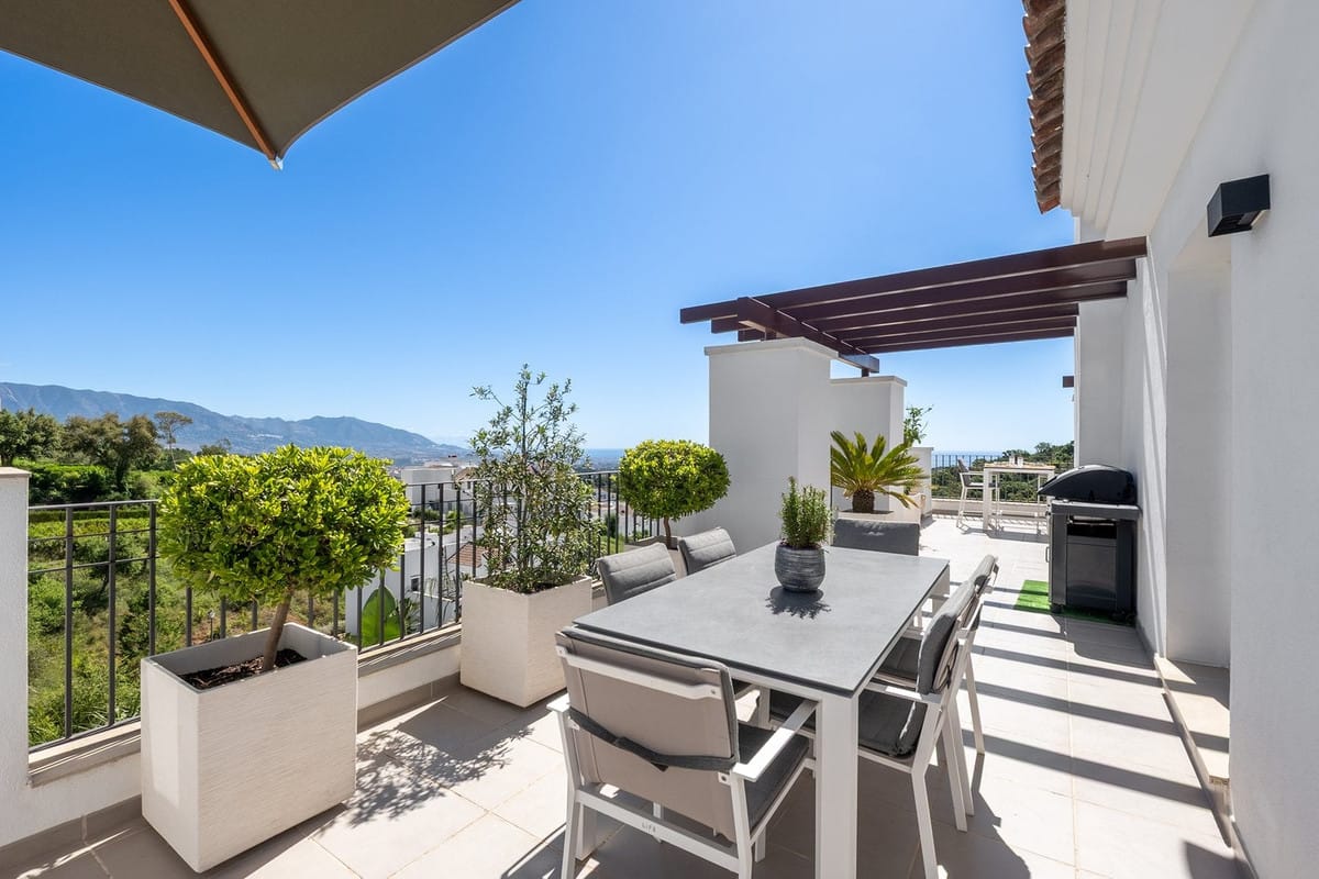 Drie-slaapkamer penthouse in La Floresta, Marbella in Marbella - foto 13