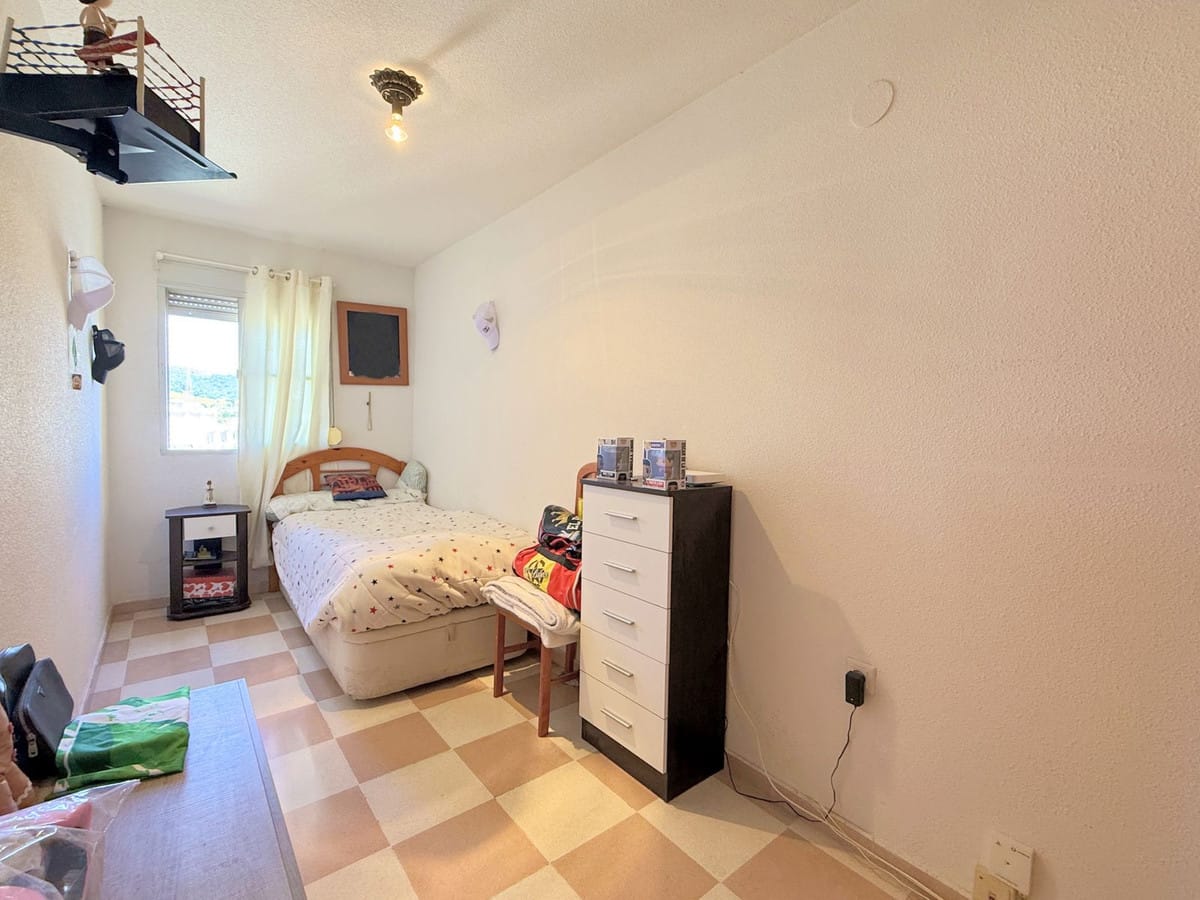 Centraal gelegen 4-slaapkamer appartement in Estepona in Estepona - foto 17