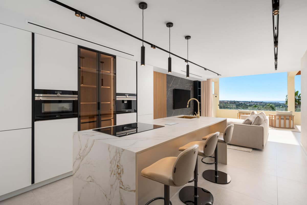 Drie-slaapkamerappartement in Nueva Andalucía in Nueva Andalucía - foto 2