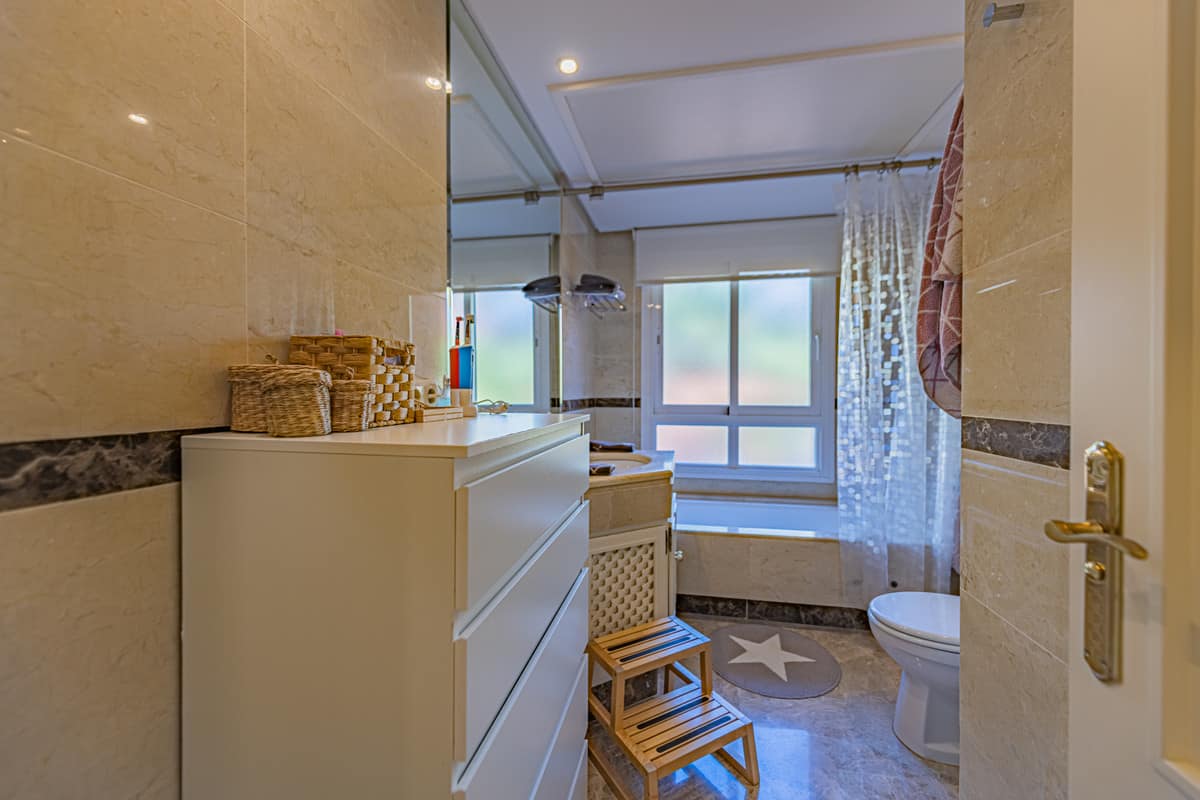 Drie-slaapkamer appartement in Nueva Andalucía in Nueva Andalucía - foto 14