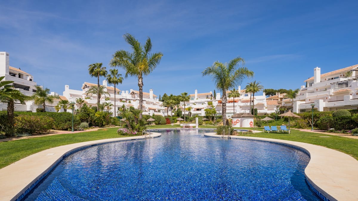Drie-slaapkamerappartement in Los Monteros in Los Monteros - foto 4