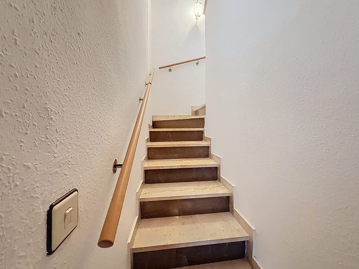 Knusse duplexwoning met 2 slaapkamers in Mezquitilla in Mezquitilla - foto 11