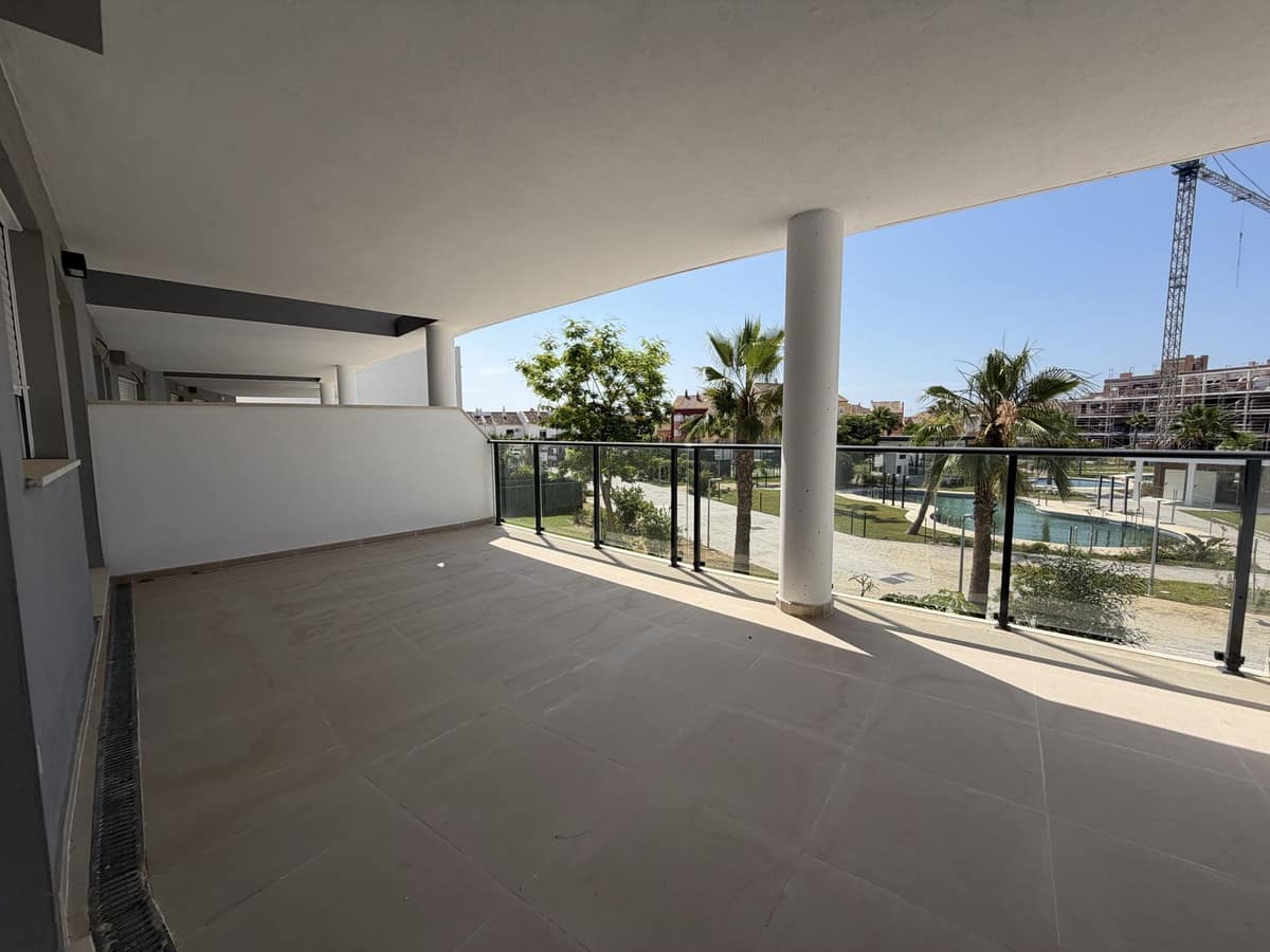 2 bedroom Apartment in La Duquesa in La Duquesa - foto 2