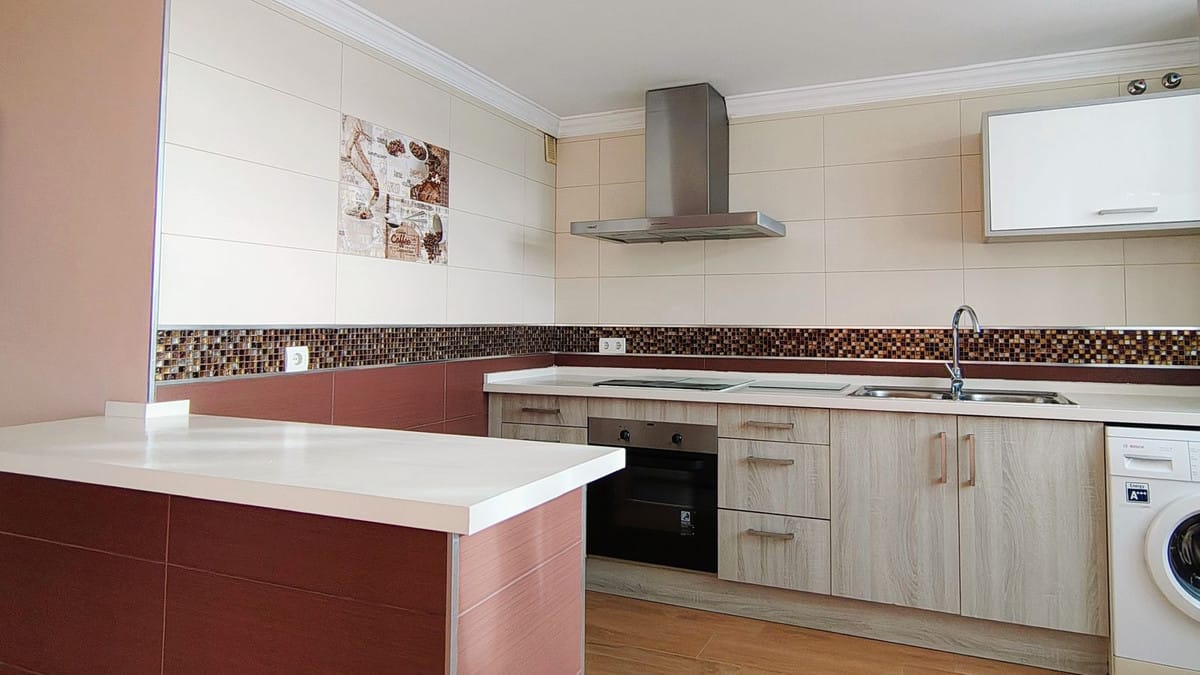 Appartement met 4 slaapkamers in San Pedro de Alcántara in San Pedro de Alcántara - foto 4