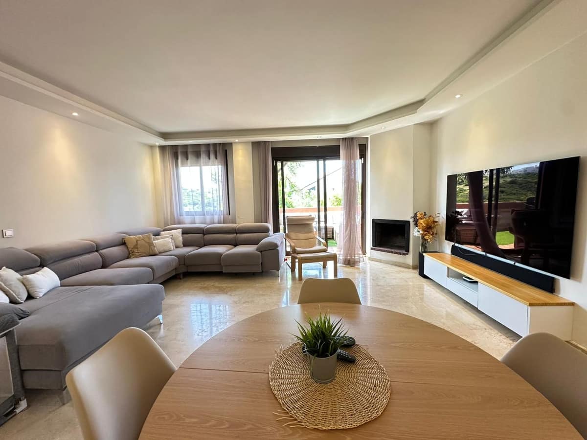 4-slaapkamer appartement in Casares Playa, Costa del Sol - foto 12