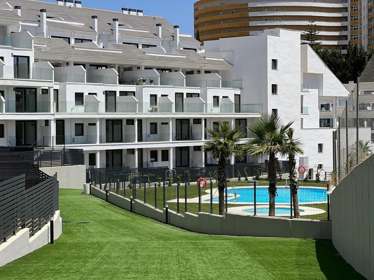 2 bedroom Apartment in Fuengirola in Fuengirola - foto 2
