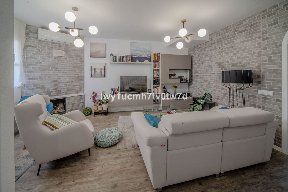 3-slaapkamer woning Cala del Moral – gerenoveerde rijwoning, 147 m² in Cala del Moral - foto 2