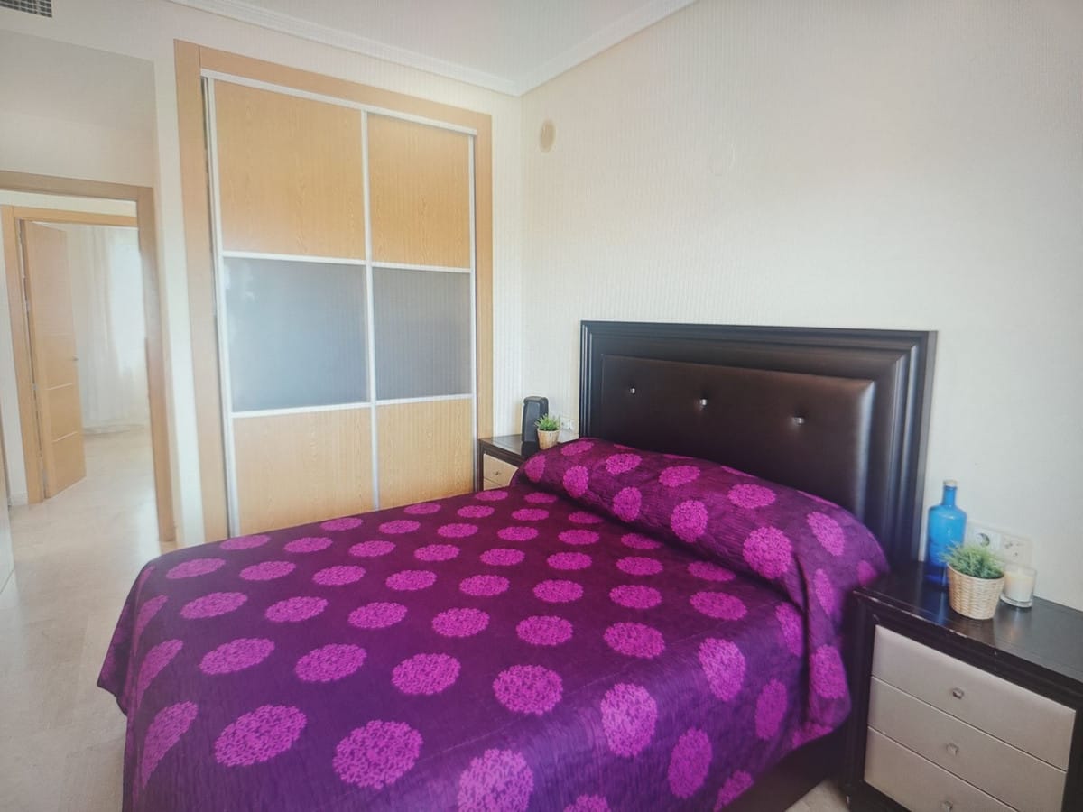 2 bedroom Apartment in Arroyo De La Miel in Arroyo de la Miel - foto 4
