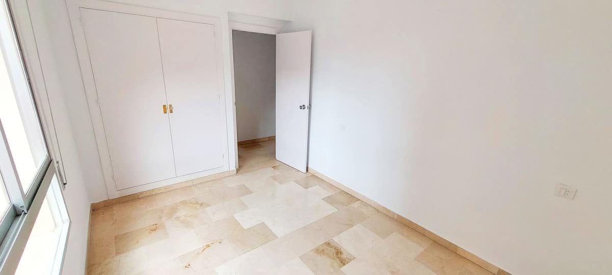 Ruim appartement met drie slaapkamers in Fuengirola, 200 m van het strand in Fuengirola - foto 19