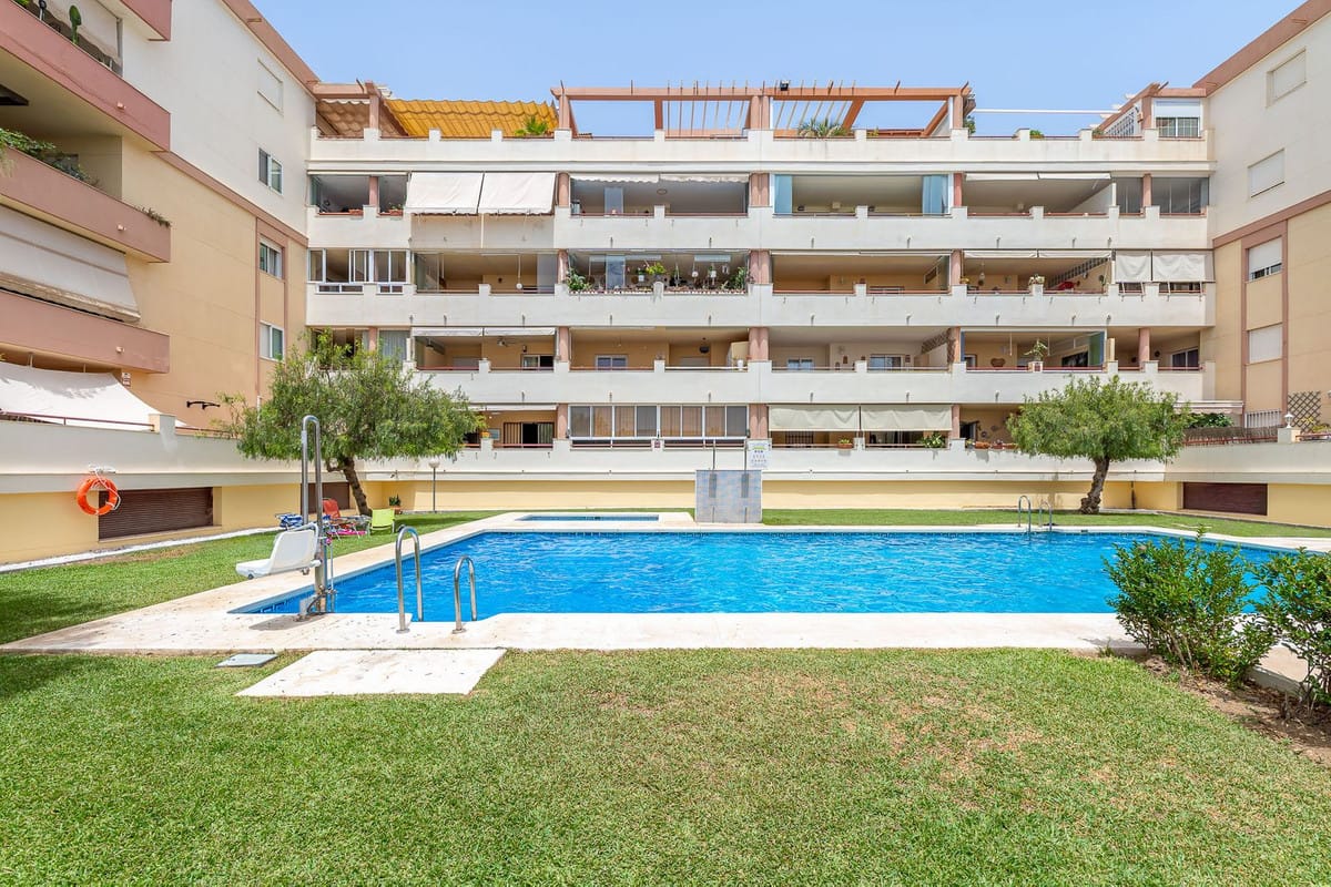 3 bedroom Apartment in Torrequebrada in Torrequebrada - foto 3
