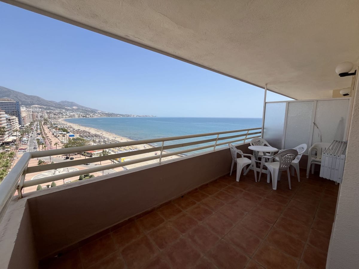 2 bedroom Apartment in Fuengirola in Fuengirola - foto 4