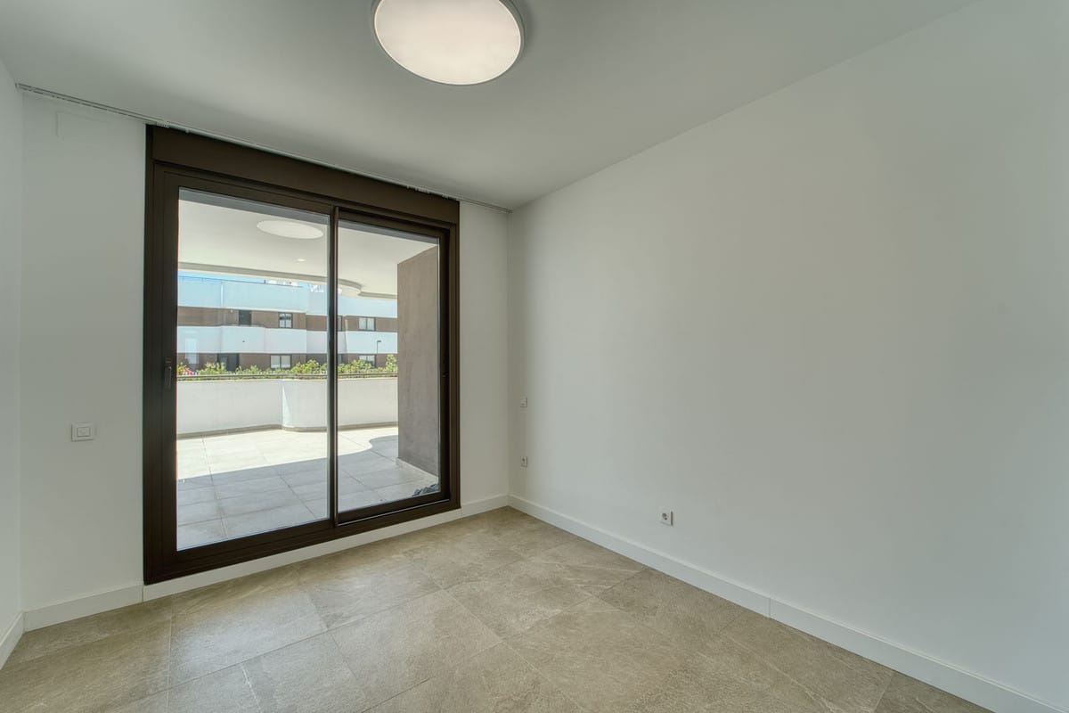 Moderne 2-slaapkamer begane grond in Estepona – Las Mesas in Estepona - foto 5