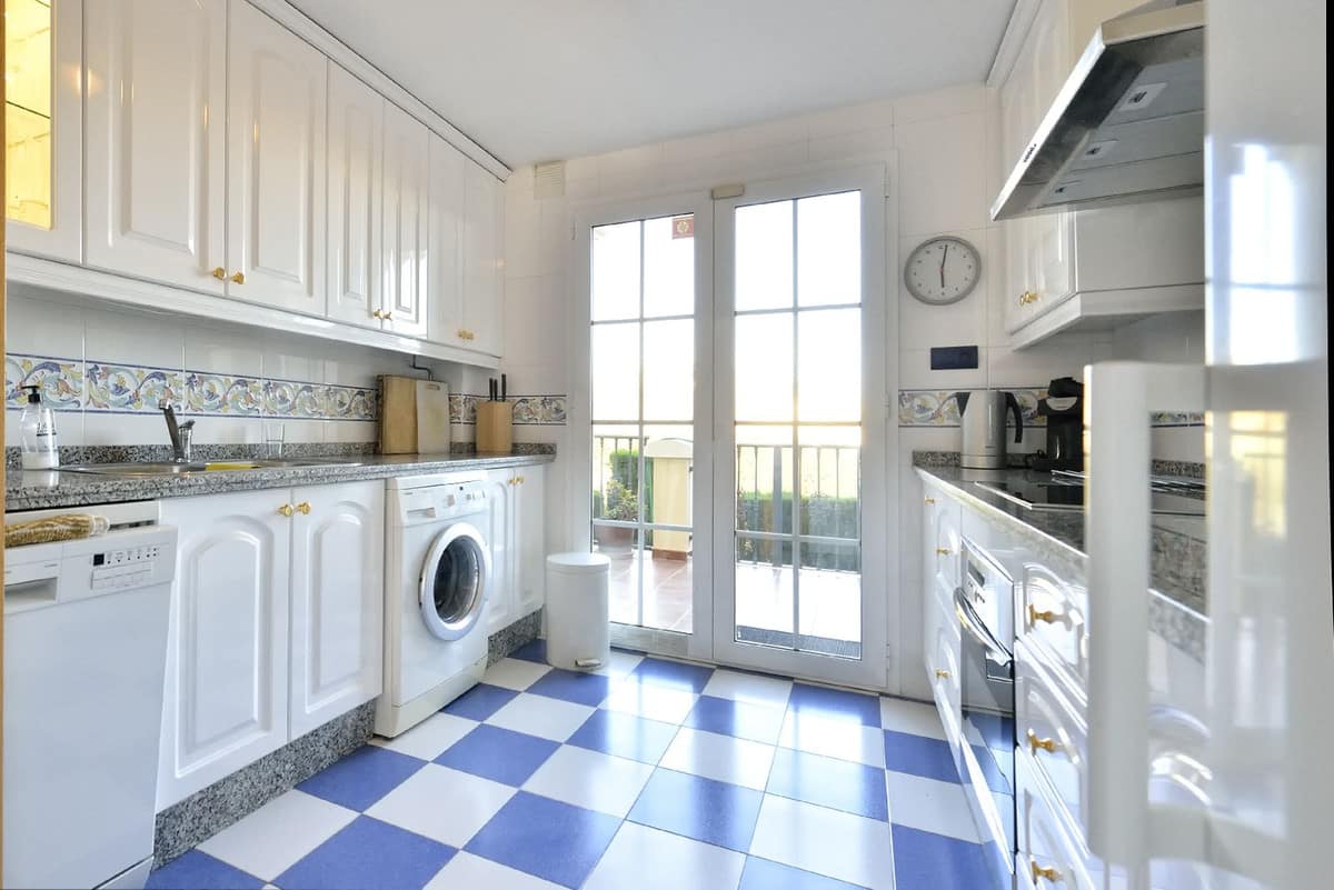 Woning met 3 slaapkamers in Torrequebrada in Torrequebrada - foto 10