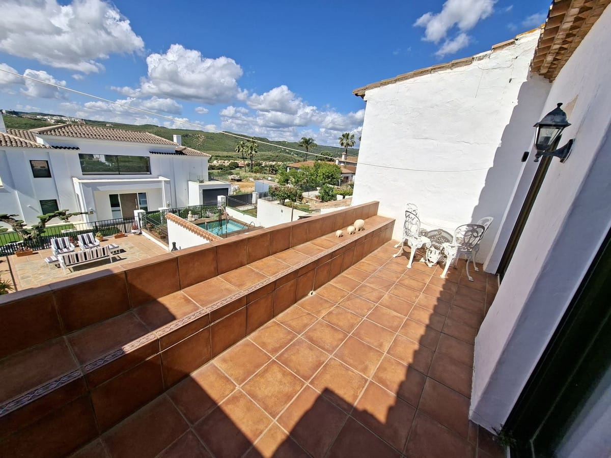 Drie-slaapkamerwoning in La Duquesa in La Duquesa - foto 17