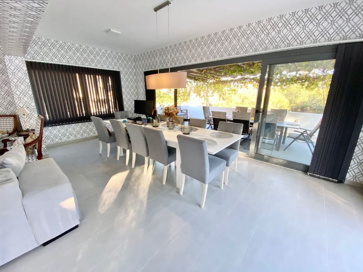 Villa te koop in El Faro, Mijas – 4 slaapkamers, 4 badkamers, 300 m² in Mijas - foto 12