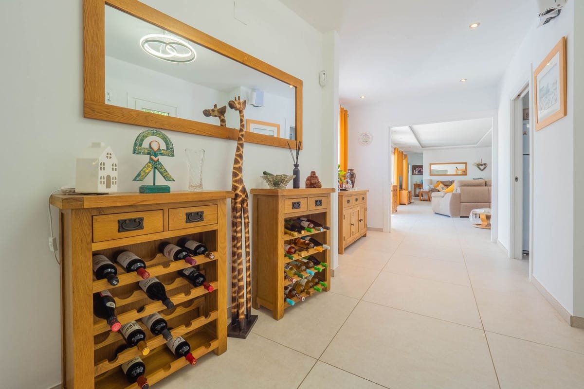 Prachtige 5-slaapkamer villa in Vélez-Málaga met zee- en bergzicht in Vélez-Málaga - foto 7