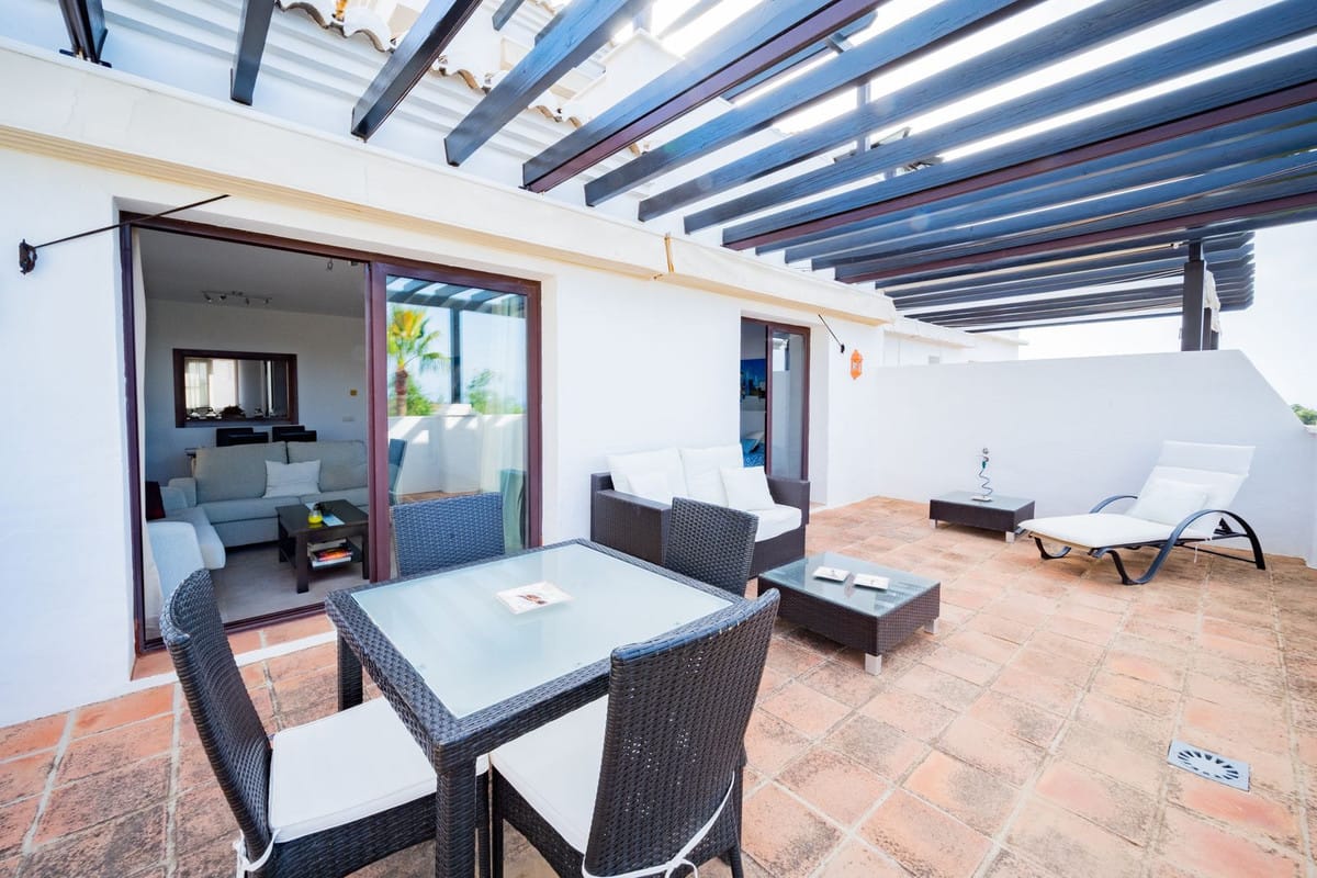 Duplex-penthouse met 2 slaapkamers in Altos de Los Monteros in Altos de los Monteros - foto 7