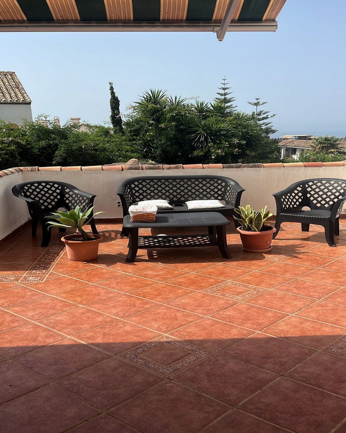 Uitzonderlijk gelijkvloers 2-slaapkamer appartement met zeezicht en ruim terras – Miraflores, Mijas Costa in Miraflores - foto 15