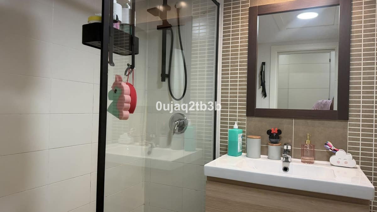 2 bedroom Apartment in Benahavís in Benahavís - foto 12