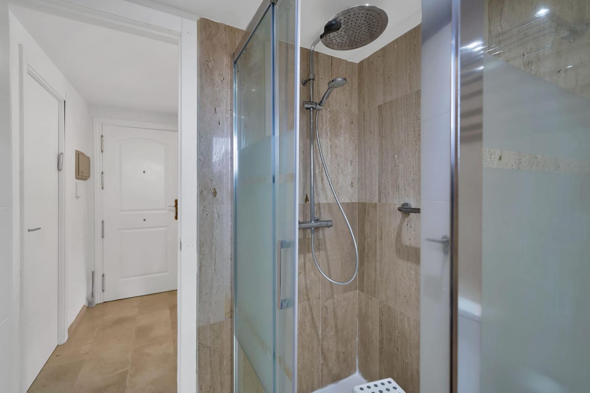 Appartement met 1 slaapkamer in Marbella Oost (Elviria) in Marbella - foto 19