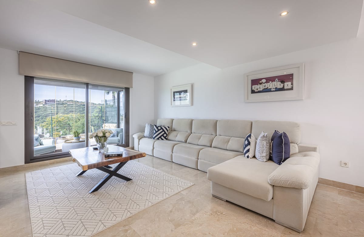 Drie-slaapkamer stadswoning in La Alcaidesa in La Alcaidesa - foto 11