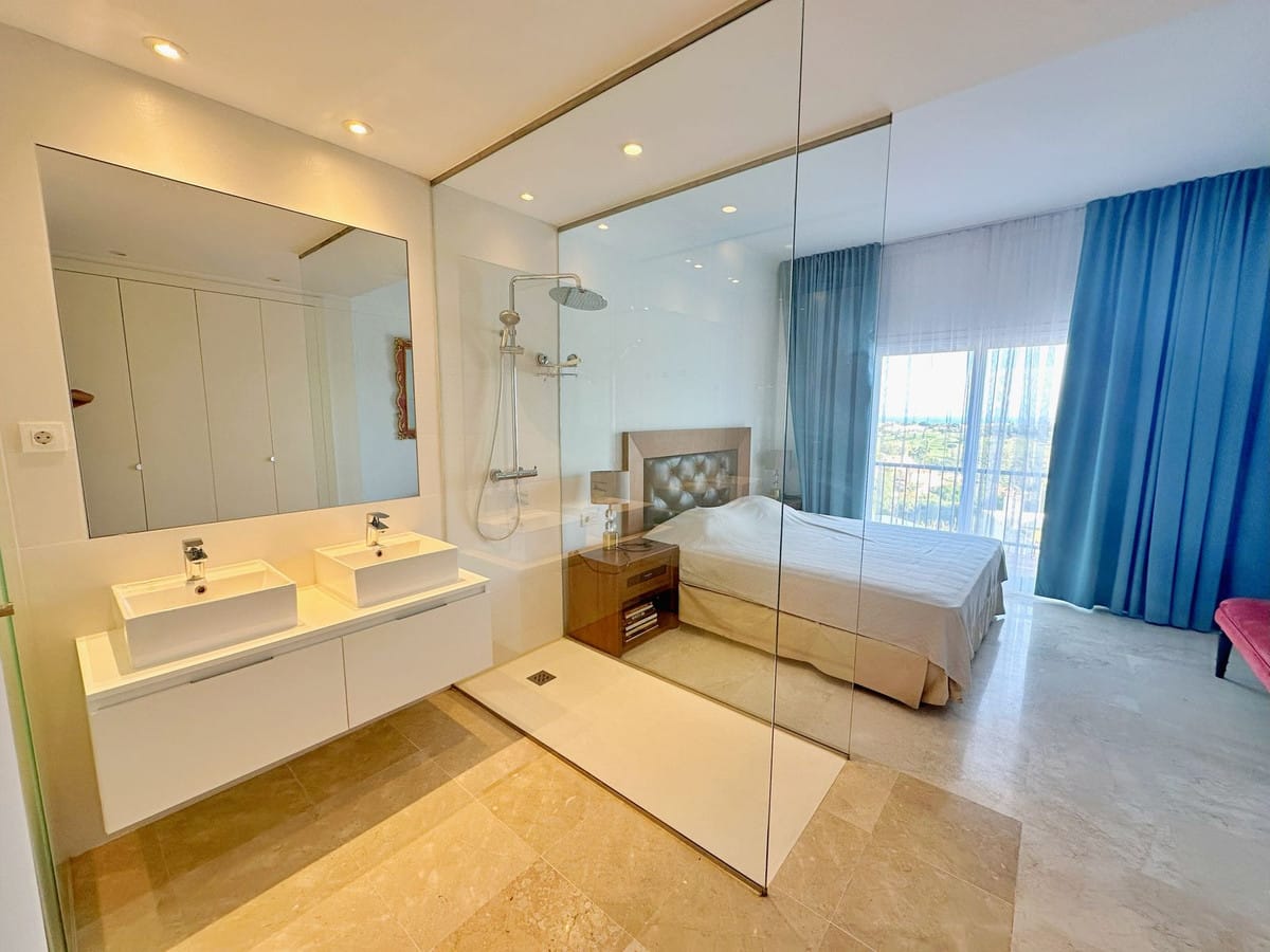 5 bedroom Apartment in El Paraiso in El Paraiso - foto 13