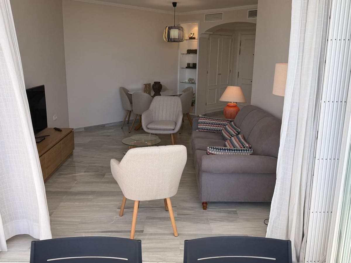 Appartement met 3 slaapkamers en zeezicht in Las Chapas in Las Chapas - foto 5