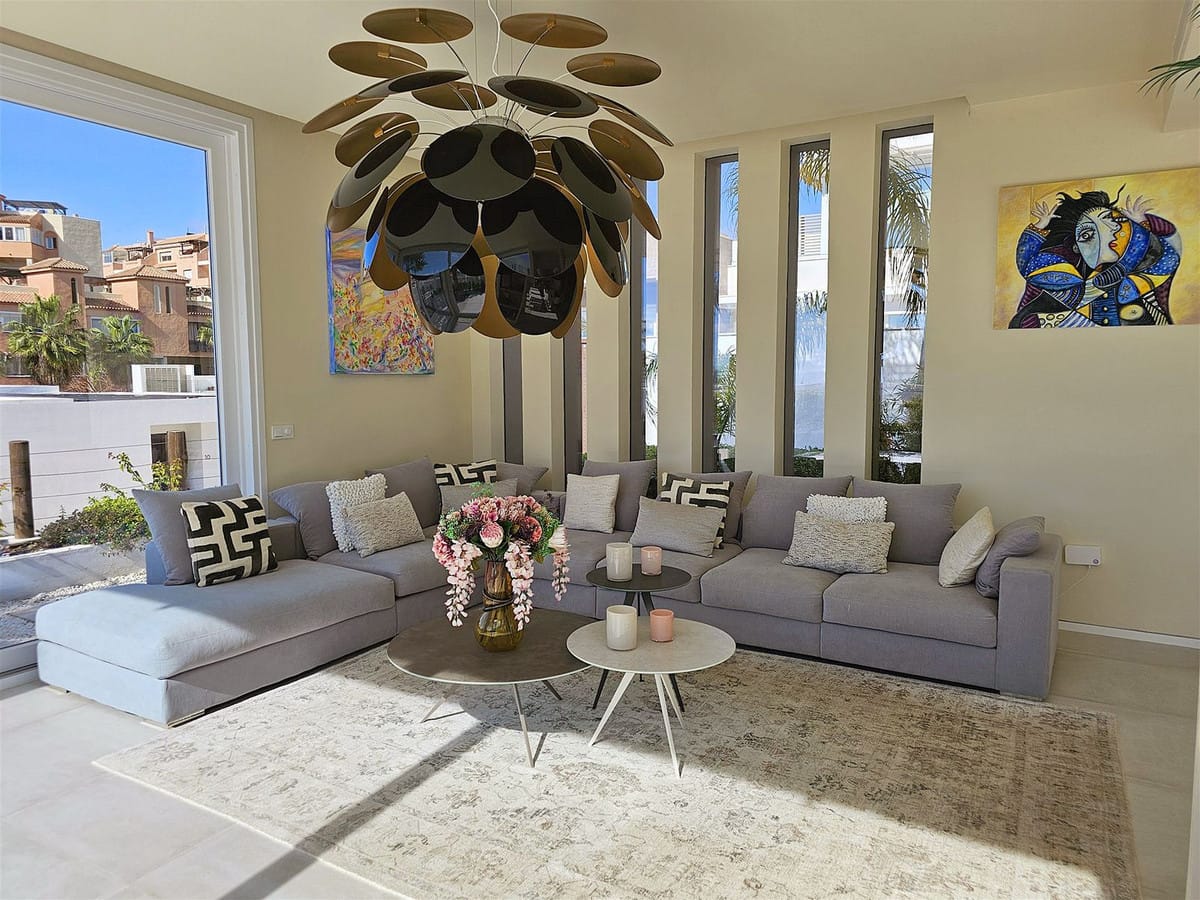 Vijf-slaapkamer villa in Riviera del Sol in Riviera del Sol - foto 8