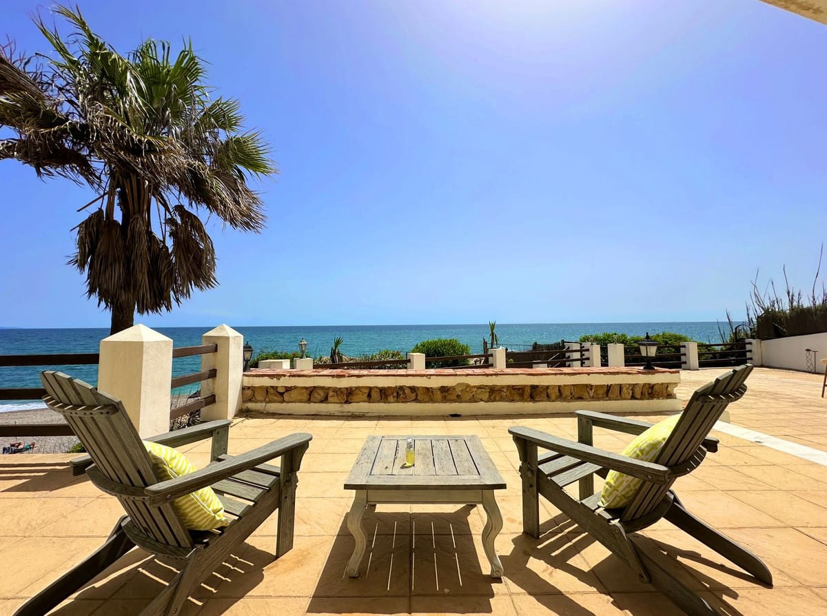 Exclusieve villa aan het strand in Punta Chullera, Manilva in Manilva - foto 2