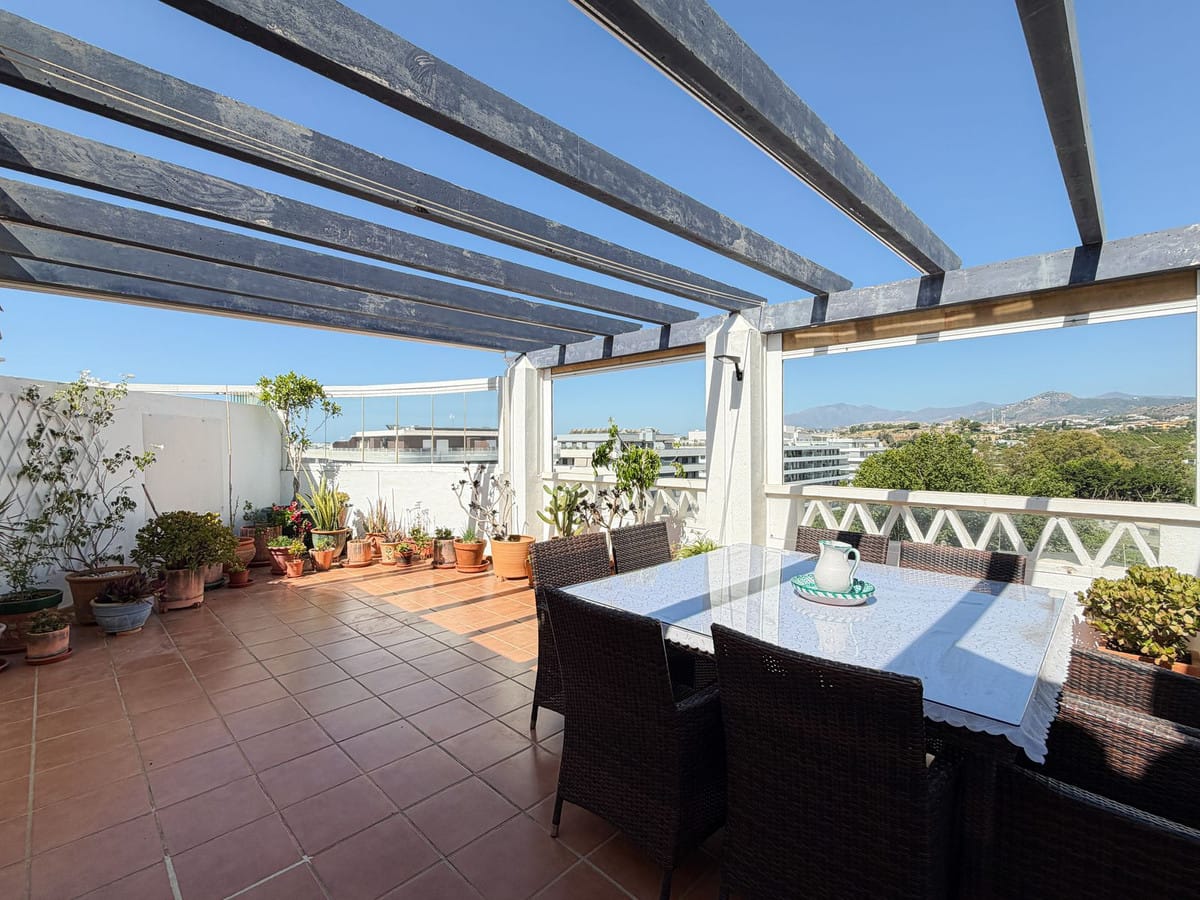 Drie-slaapkamerpenthouse in La Campana, Nueva Andalucía in La Campana - foto 18