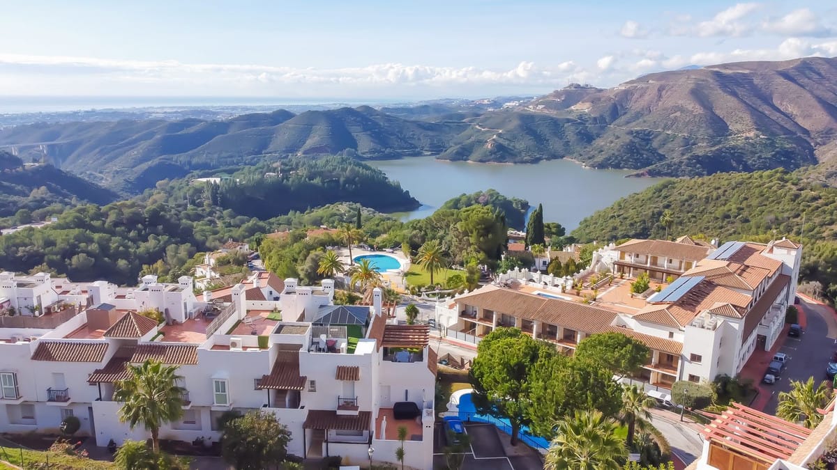 3-slaapkamer appartement in Istán in Istán - foto 12