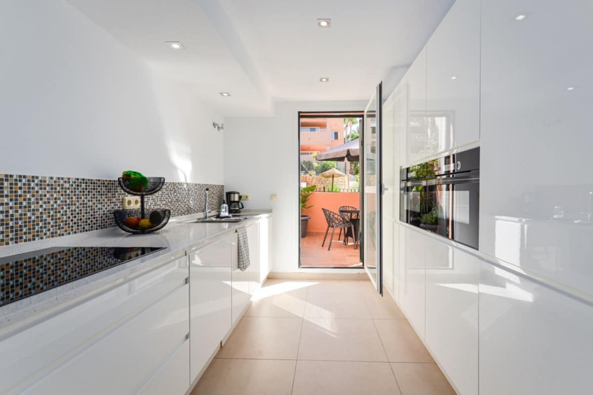 Appartement met twee slaapkamers in Elviria in Elviria - foto 3