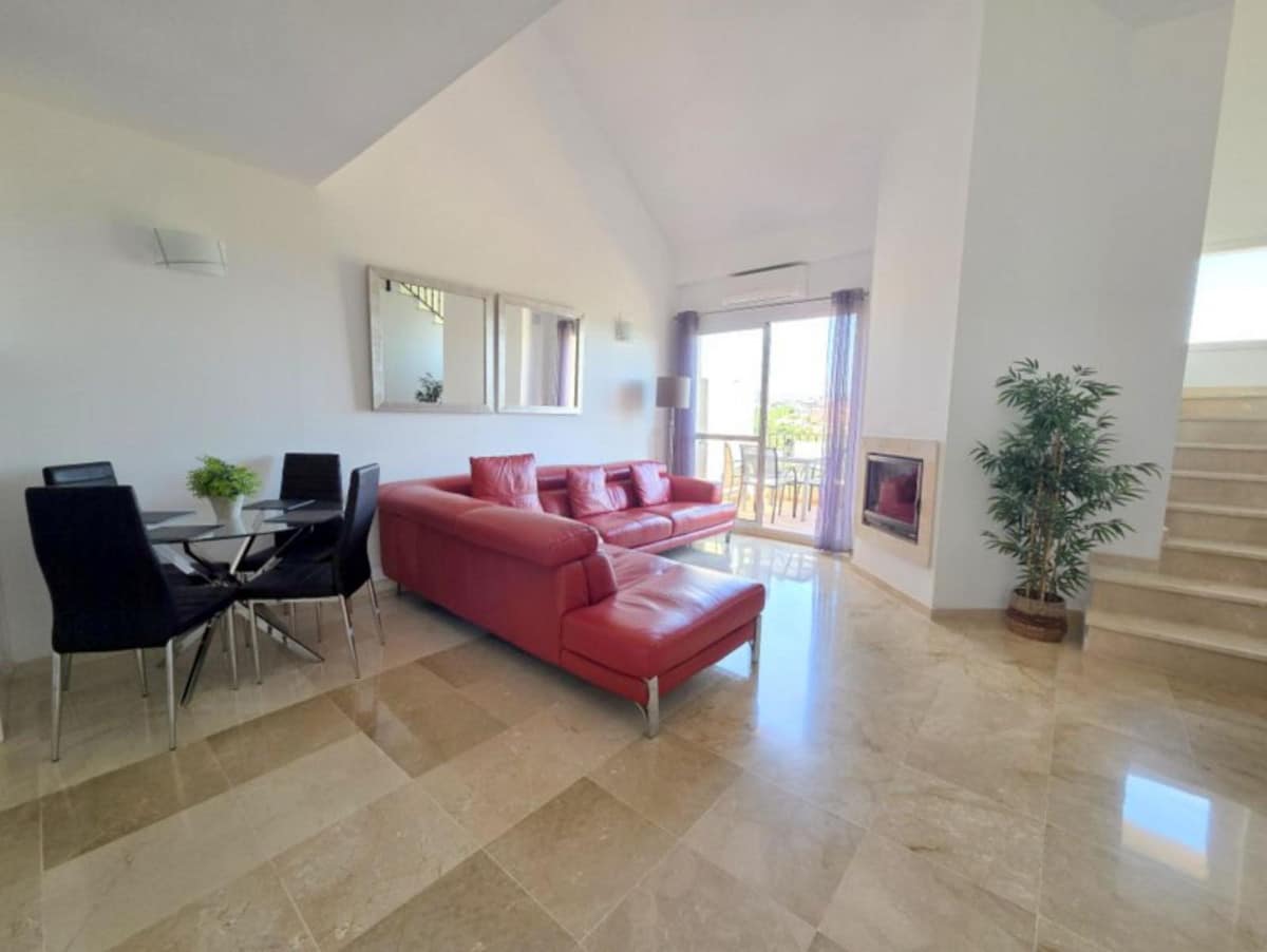 Drie-slaapkamer duplex-penthouse in La Duquesa in La Duquesa - foto 2
