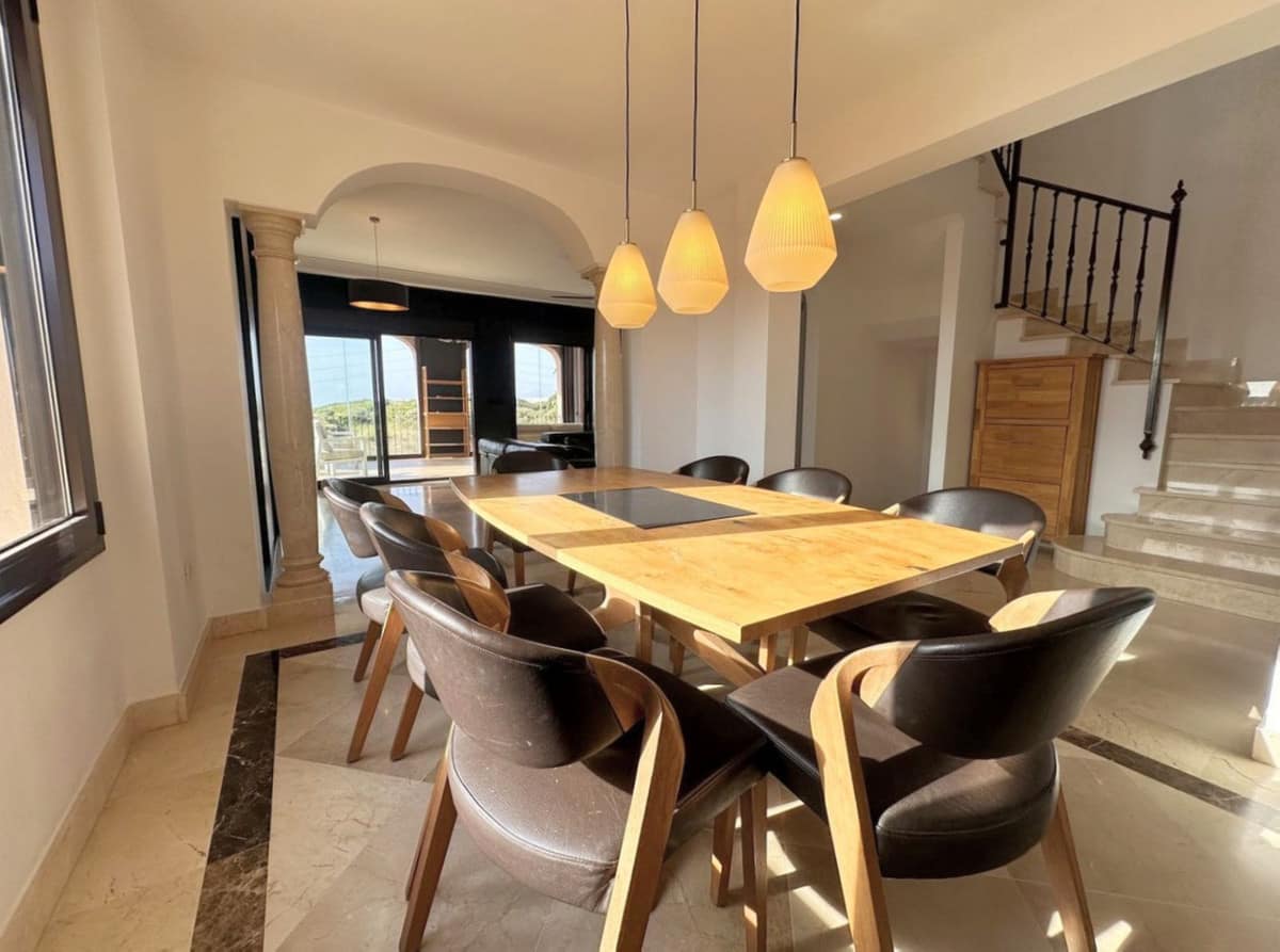 Ruime 5-slaapkamer villa in Estepona met panoramisch uitzicht in Estepona - foto 7