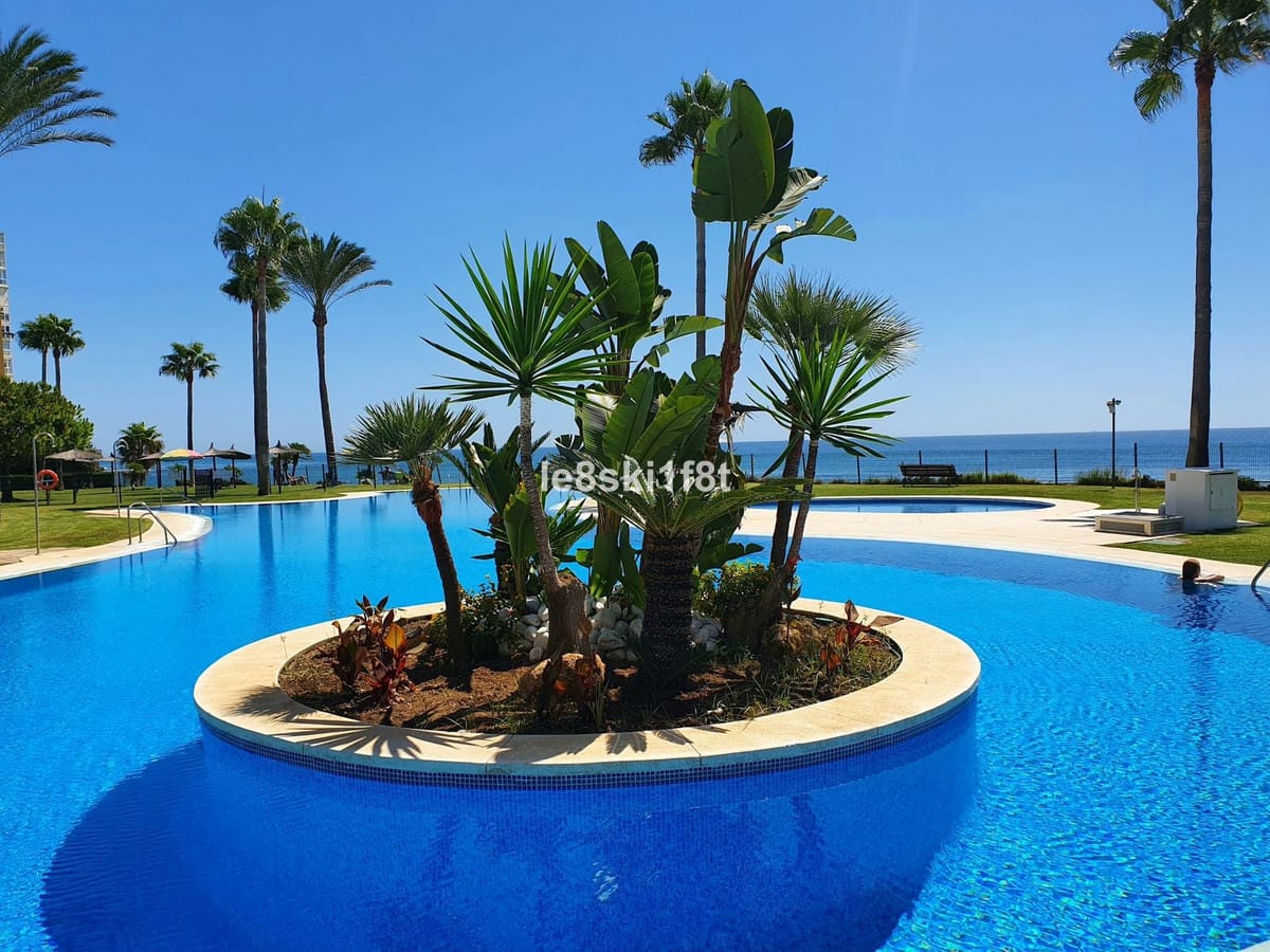 2-slaapkamer appartement aan de frontlinie met zeezicht in Calahonda in Calahonda - foto 3