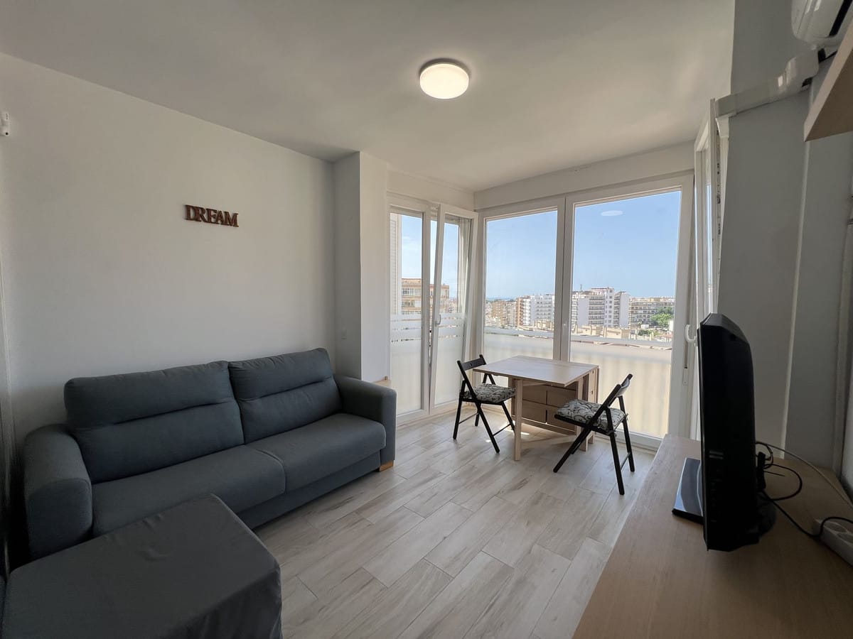 1 bedroom Apartment in Torremolinos in Torremolinos - foto 13