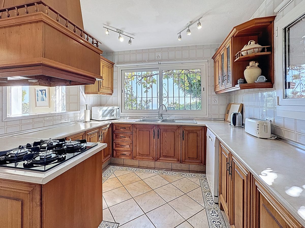 4-slaapkamer villa met panoramisch zeezicht in Mijas in Mijas - foto 12