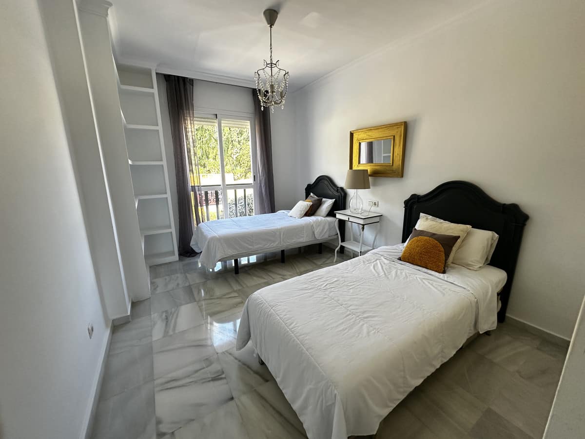 Appartement met 2 slaapkamers in Nueva Andalucía in Nueva Andalucía - foto 3