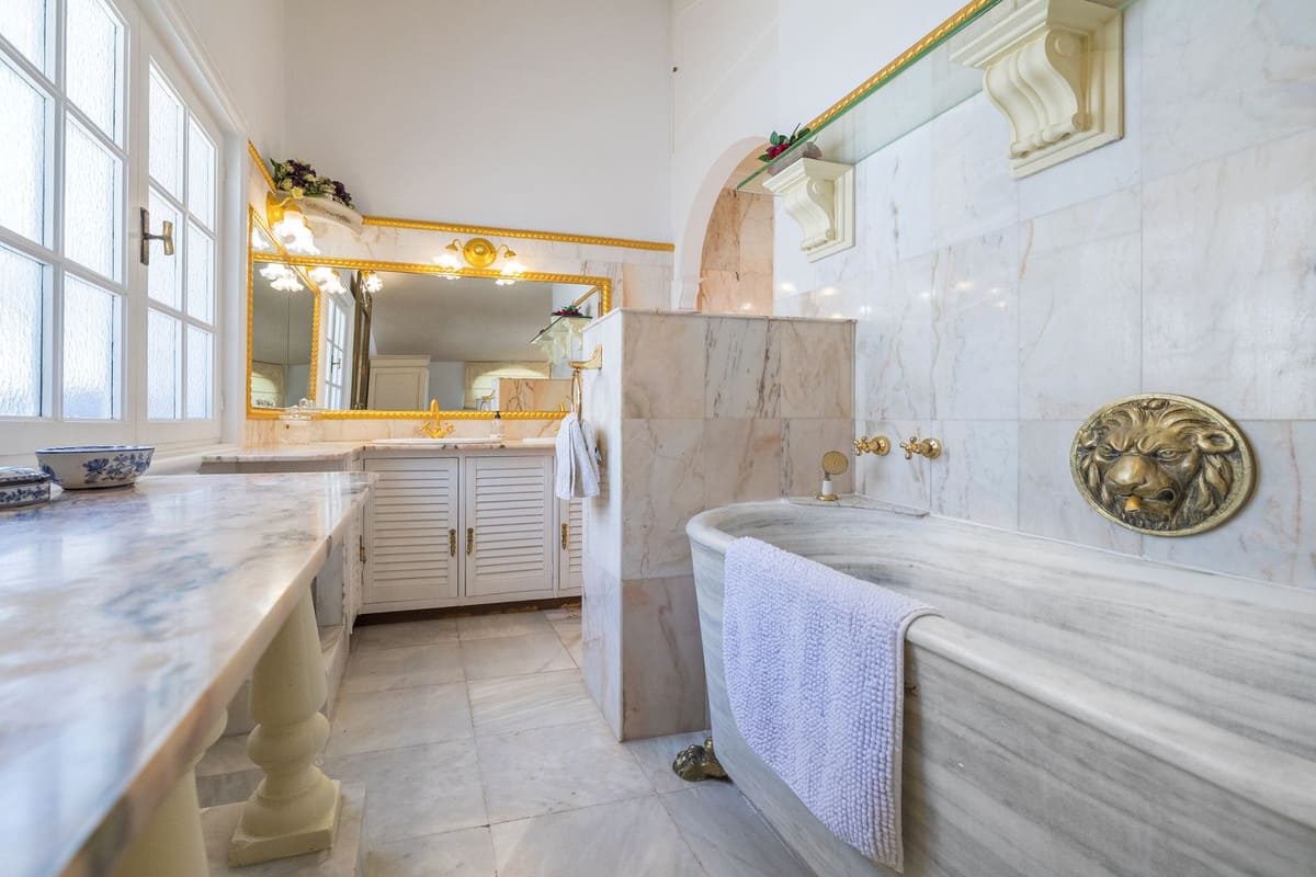 6-slaapkamer villa in Estepona met privézwembad en gastenverblijf in Estepona - foto 17