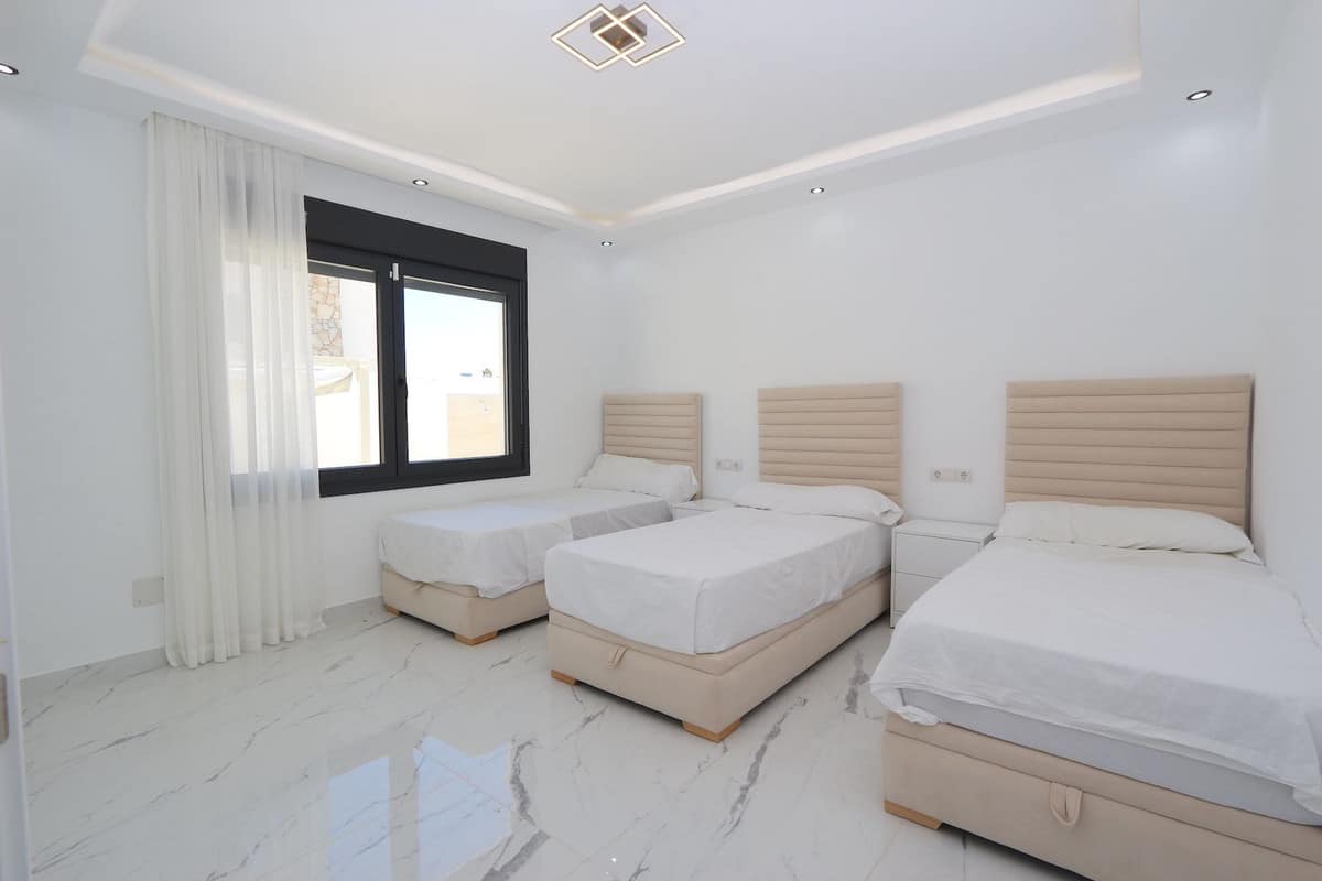 Vrijstaande villa met 3 slaapkamers in Riviera del Sol in Riviera del Sol - foto 15