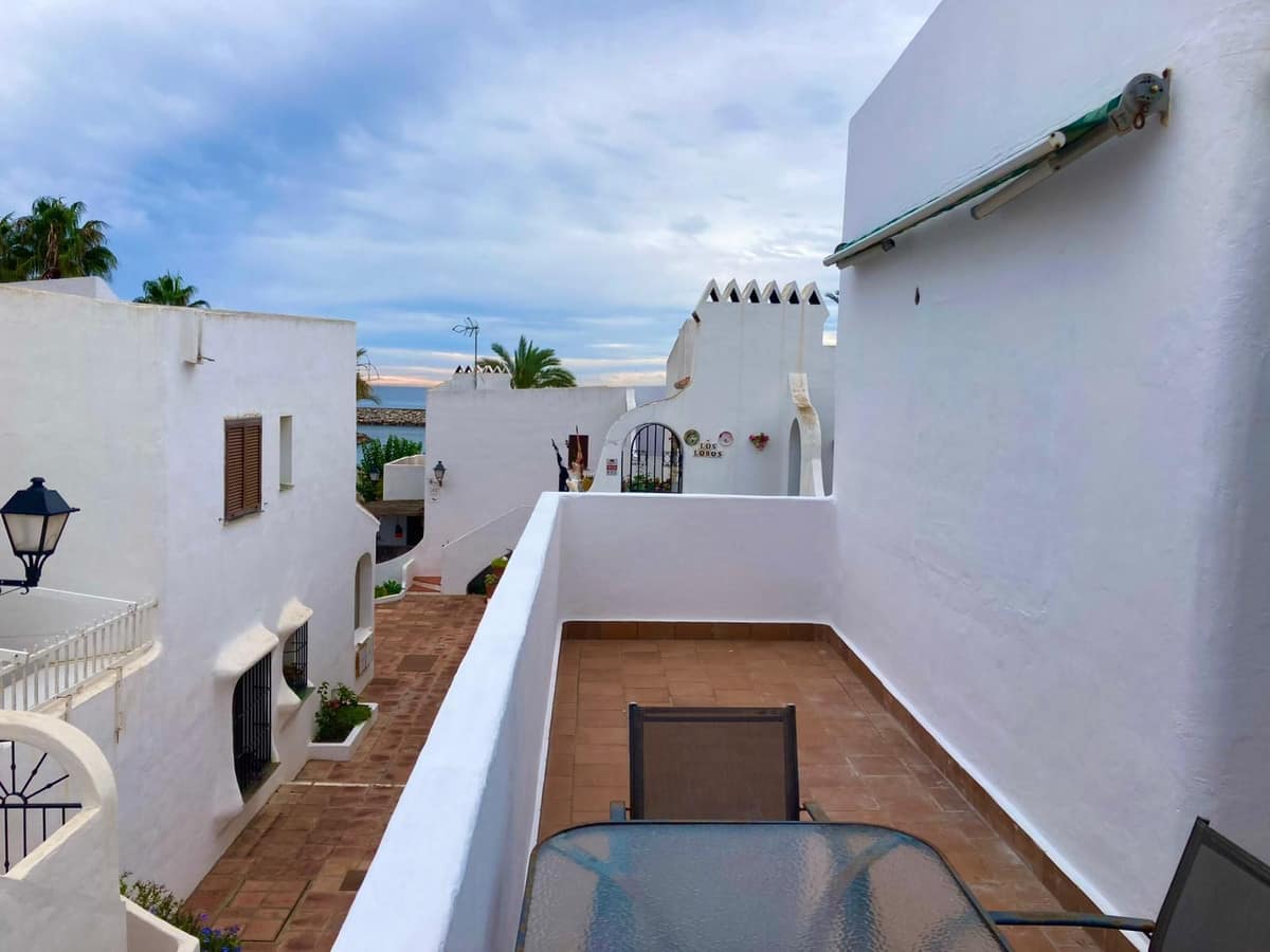 Villa met 3 slaapkamers in La Duquesa in La Duquesa - foto 8