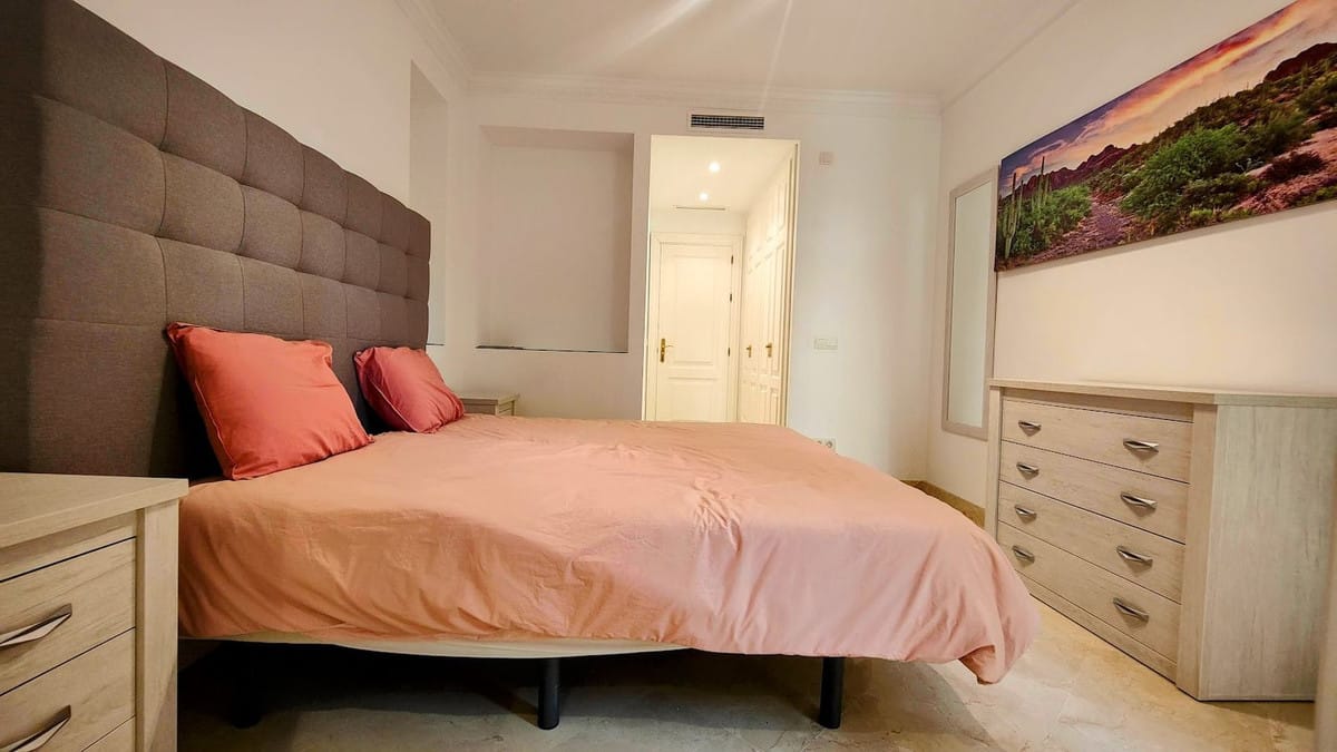 Drie-slaapkamer appartement in Majestic Hills, Casares in Casares - foto 20