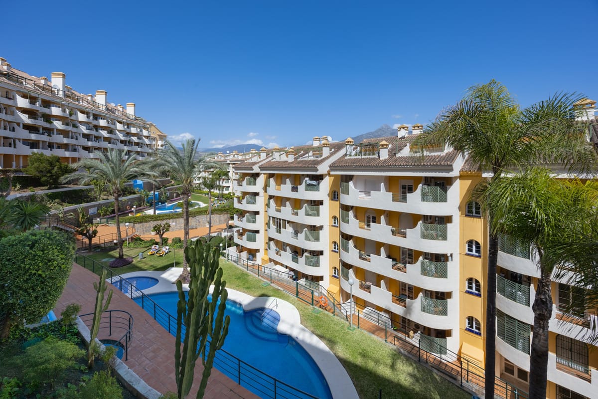 Appartement met 2 slaapkamers in Nueva Andalucía in Nueva Andalucía - foto 2