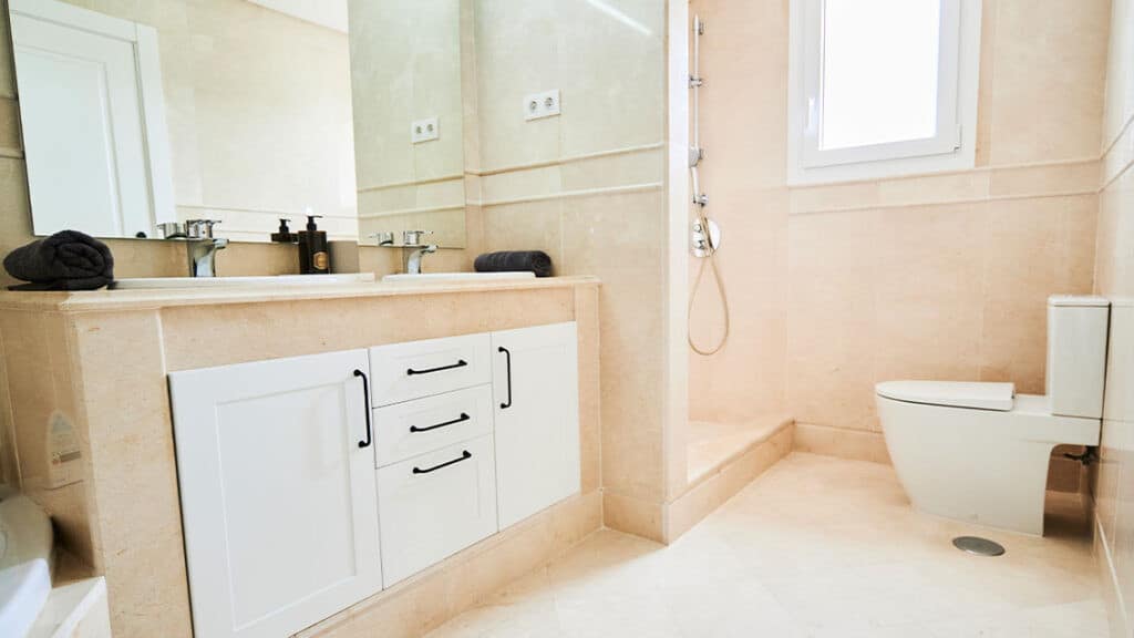 Appartement met 2 slaapkamers in Marbella in Marbella - foto 11