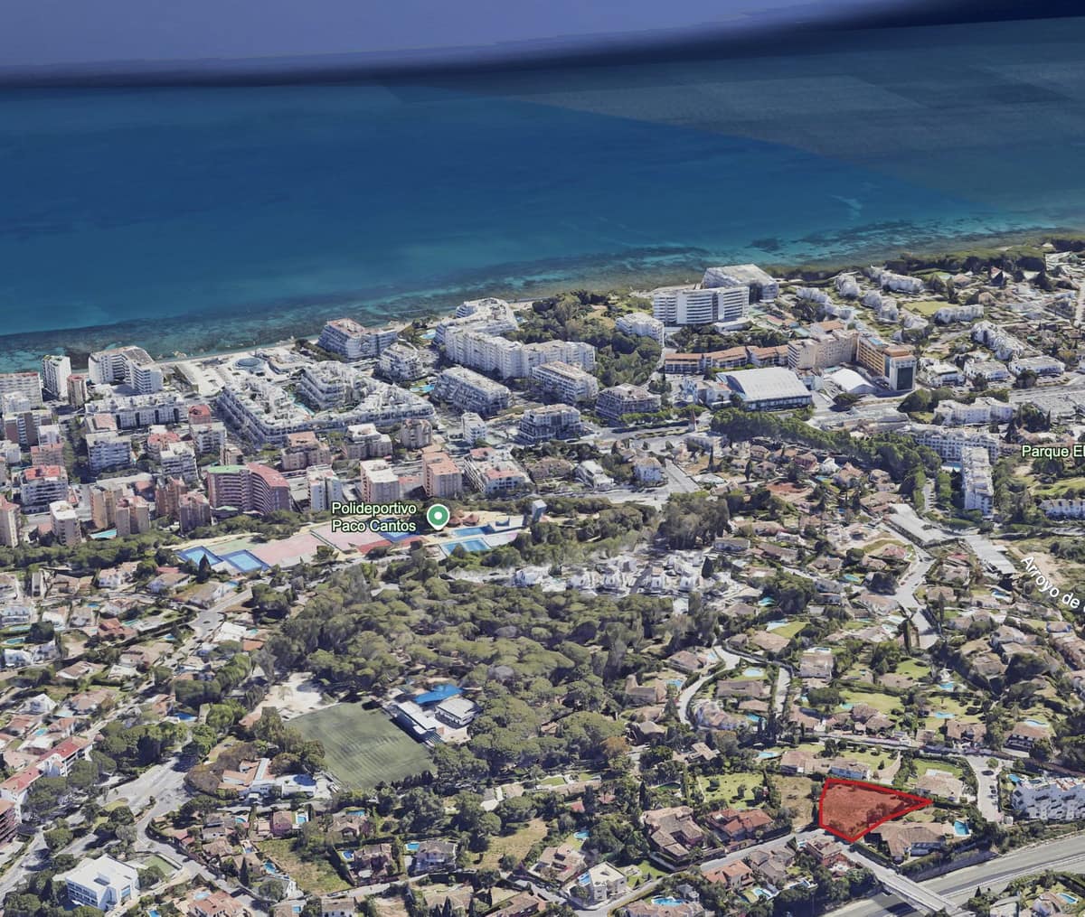 Plot in Marbella in Marbella - foto 2