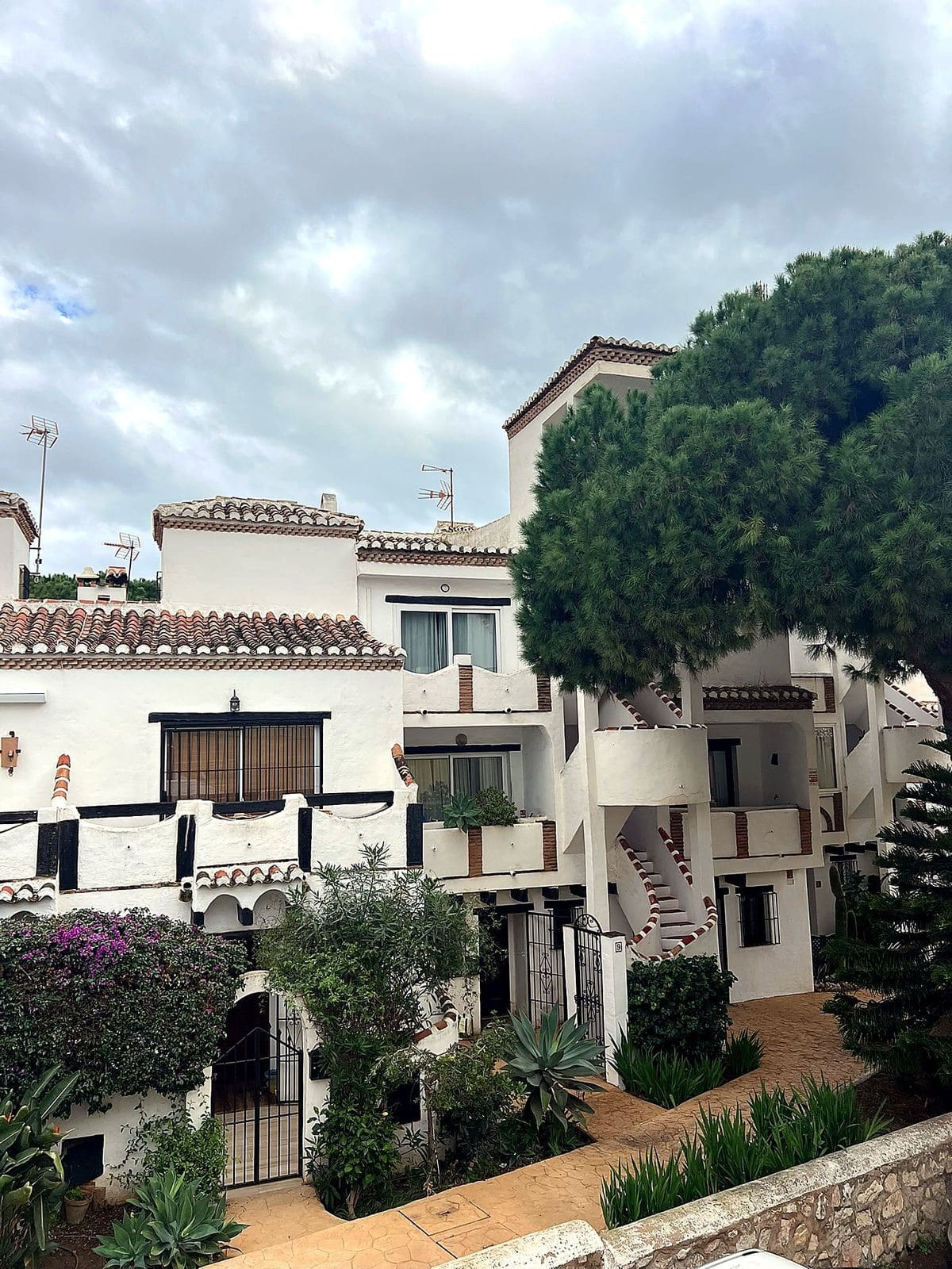 2 bedroom Apartment in Calahonda in Calahonda - foto 19