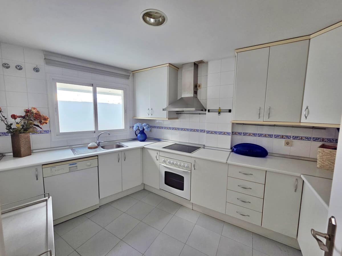 Duplexpenthouse in Terrazas de Banús, Puerto Banús in Puerto Banús - foto 12