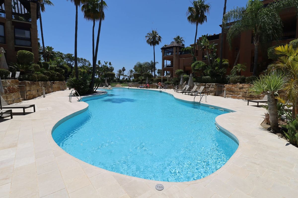 Appartement met 4 slaapkamers aan het strand in San Pedro de Alcántara in San Pedro de Alcántara - foto 4