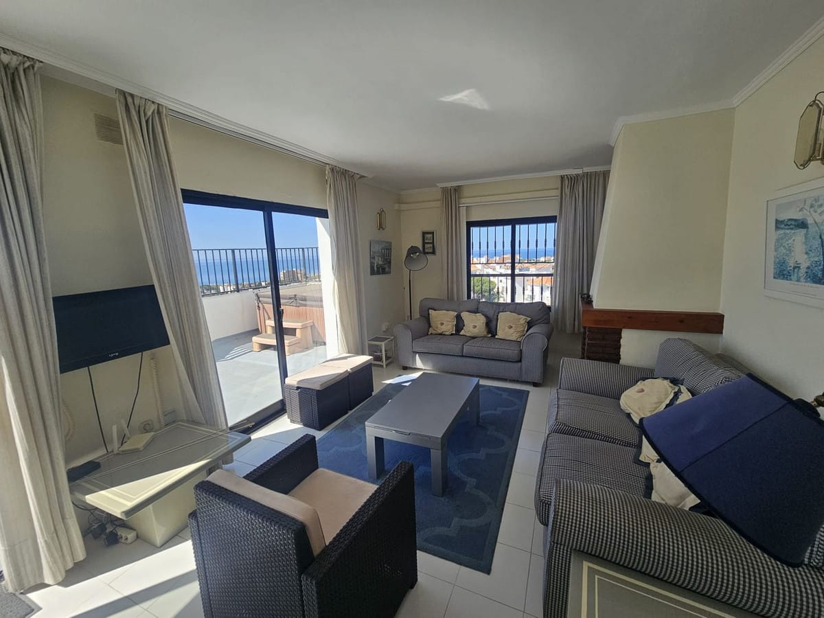 Drie-slaapkamerappartement in Riviera del Sol met privéterras en panoramisch uitzicht in Riviera del Sol - foto 8