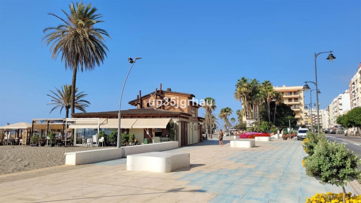 1 bedroom Apartment in Estepona in Estepona - foto 16